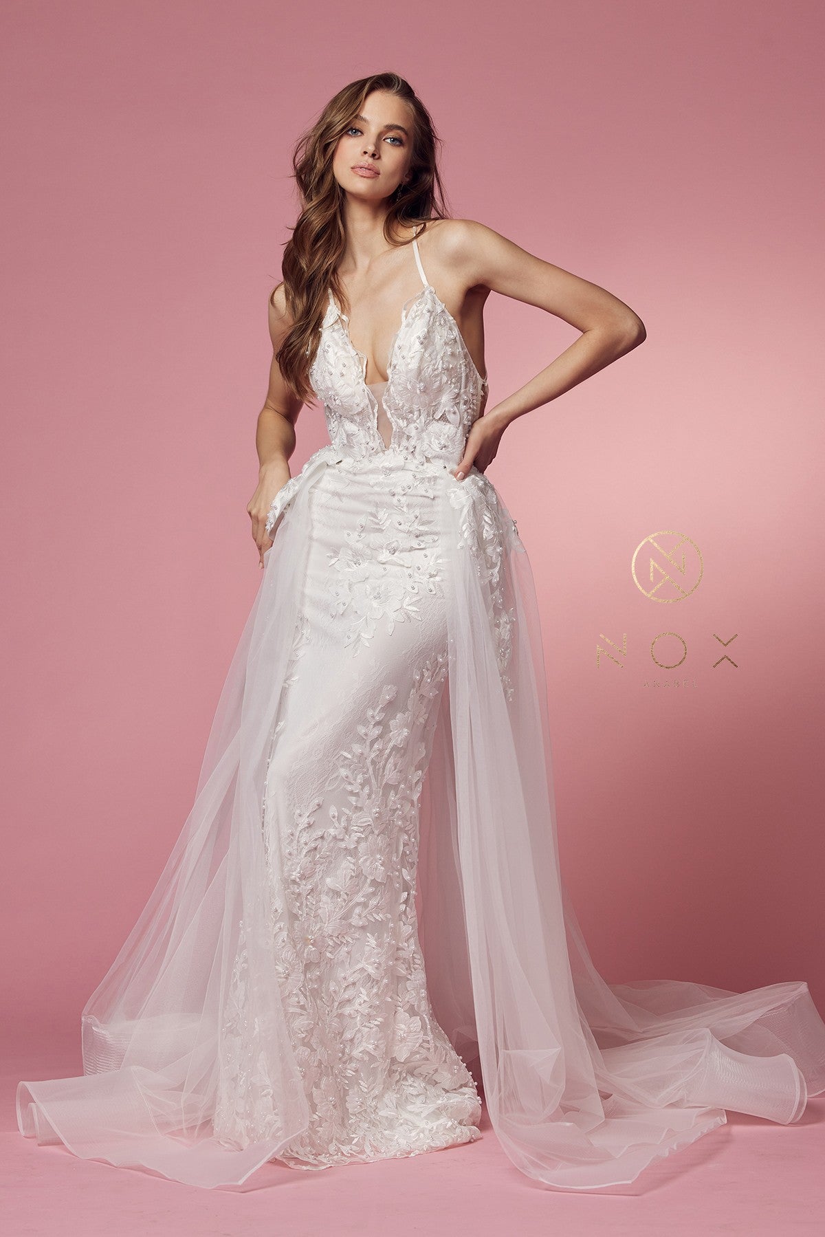 Bridal Gown with detachable Train WITH LACE