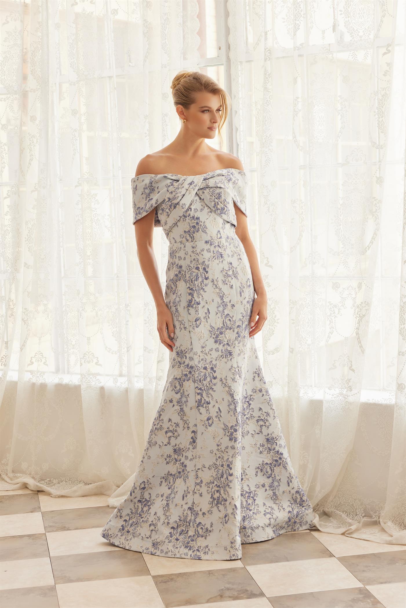 JACQUARD OFF SHOULDER TWISTED FRONT DETAIL TRUMPET SILHOUETTE