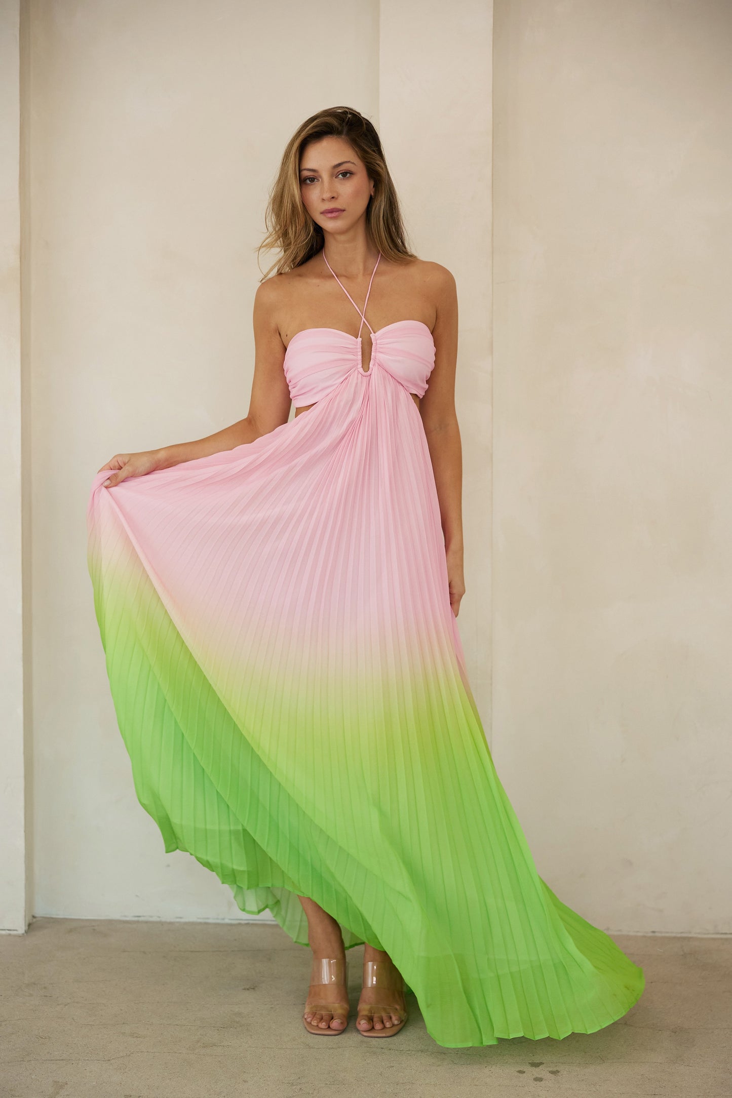 Sweetheart neck pleated maxi halter dress LD1065