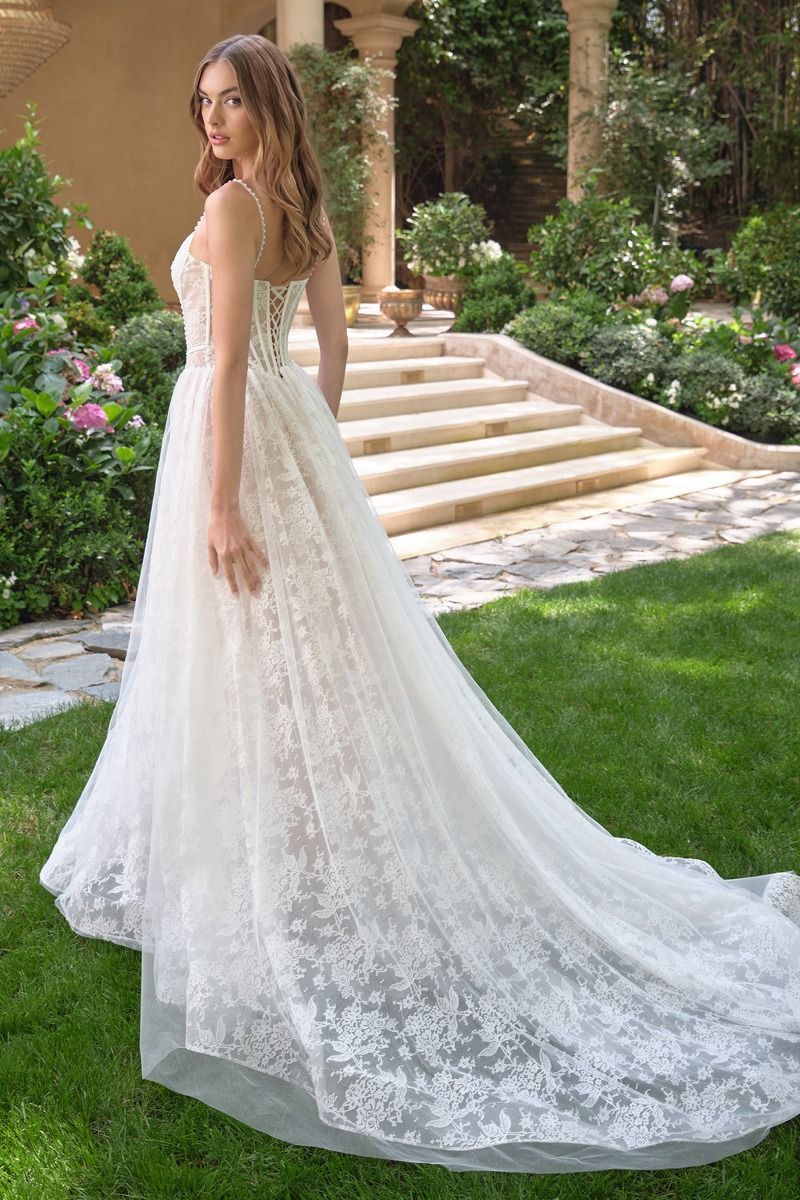 Structured corset with lace-up back and long train
