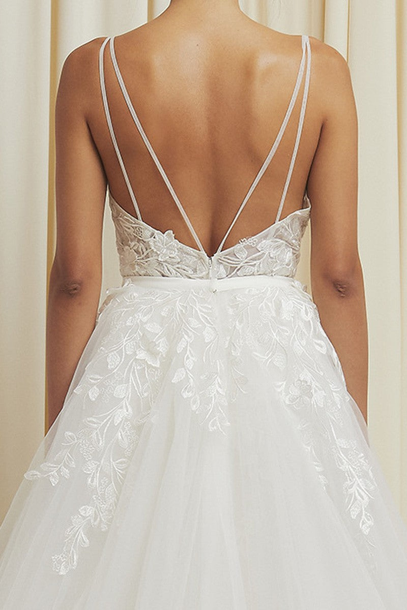 Bridal Gown with detachable Train