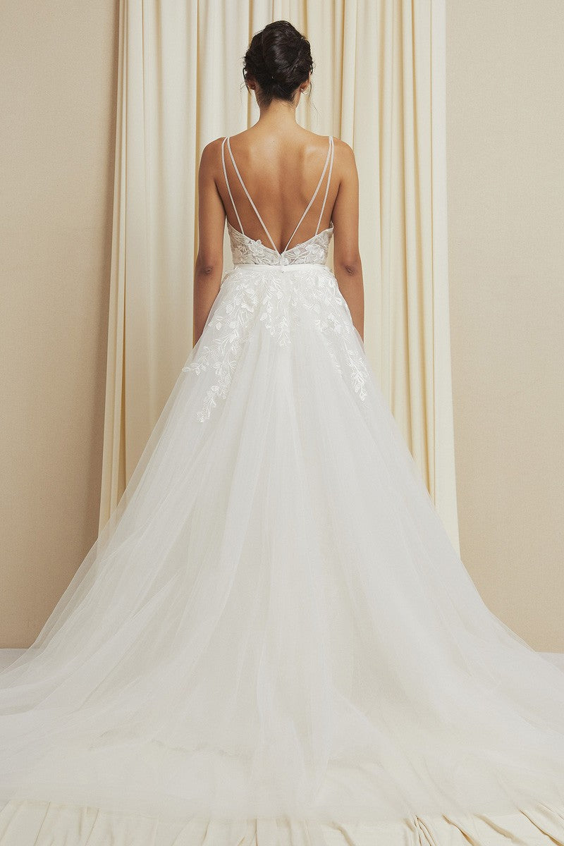 Bridal Gown with detachable Train