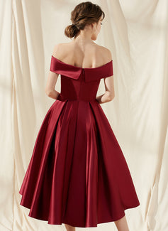 Off shoulder satin red coctail dress