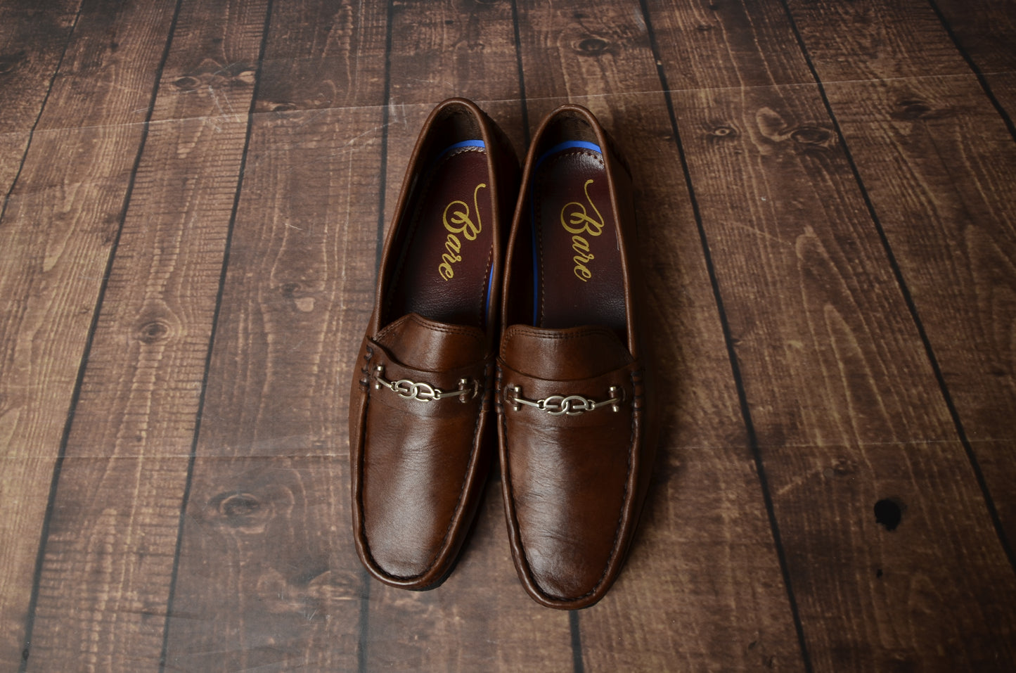 Men loafer with metal accent