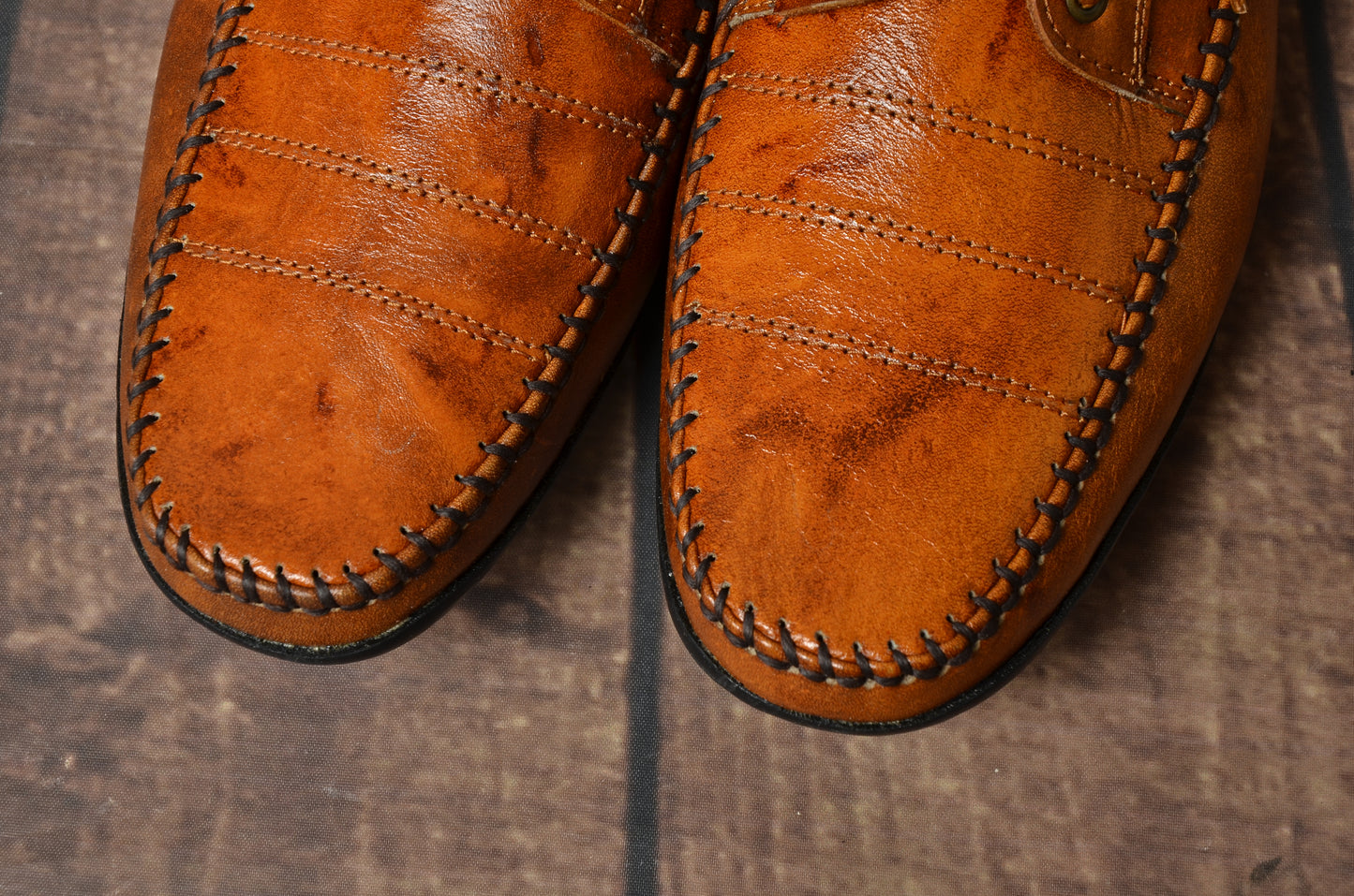Men Leather shoe with Stitch Front and lace