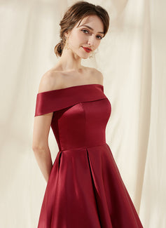 Off shoulder satin red coctail dress